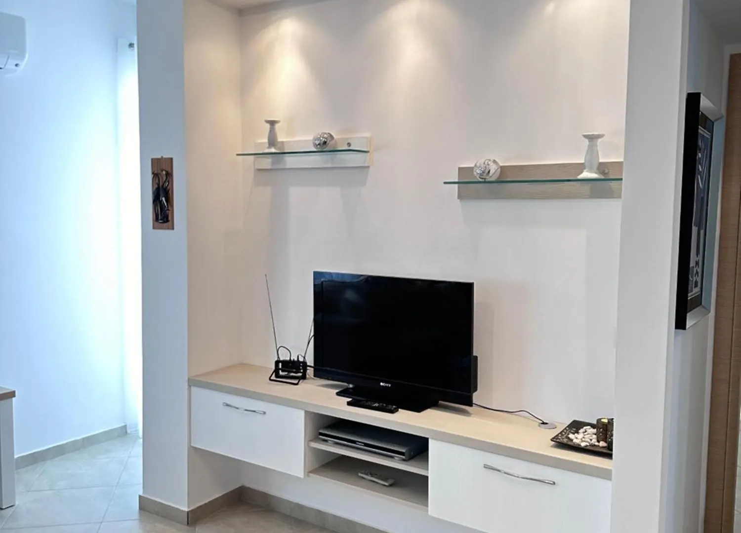 Crystal Sea View Apartment Sarande Albania
