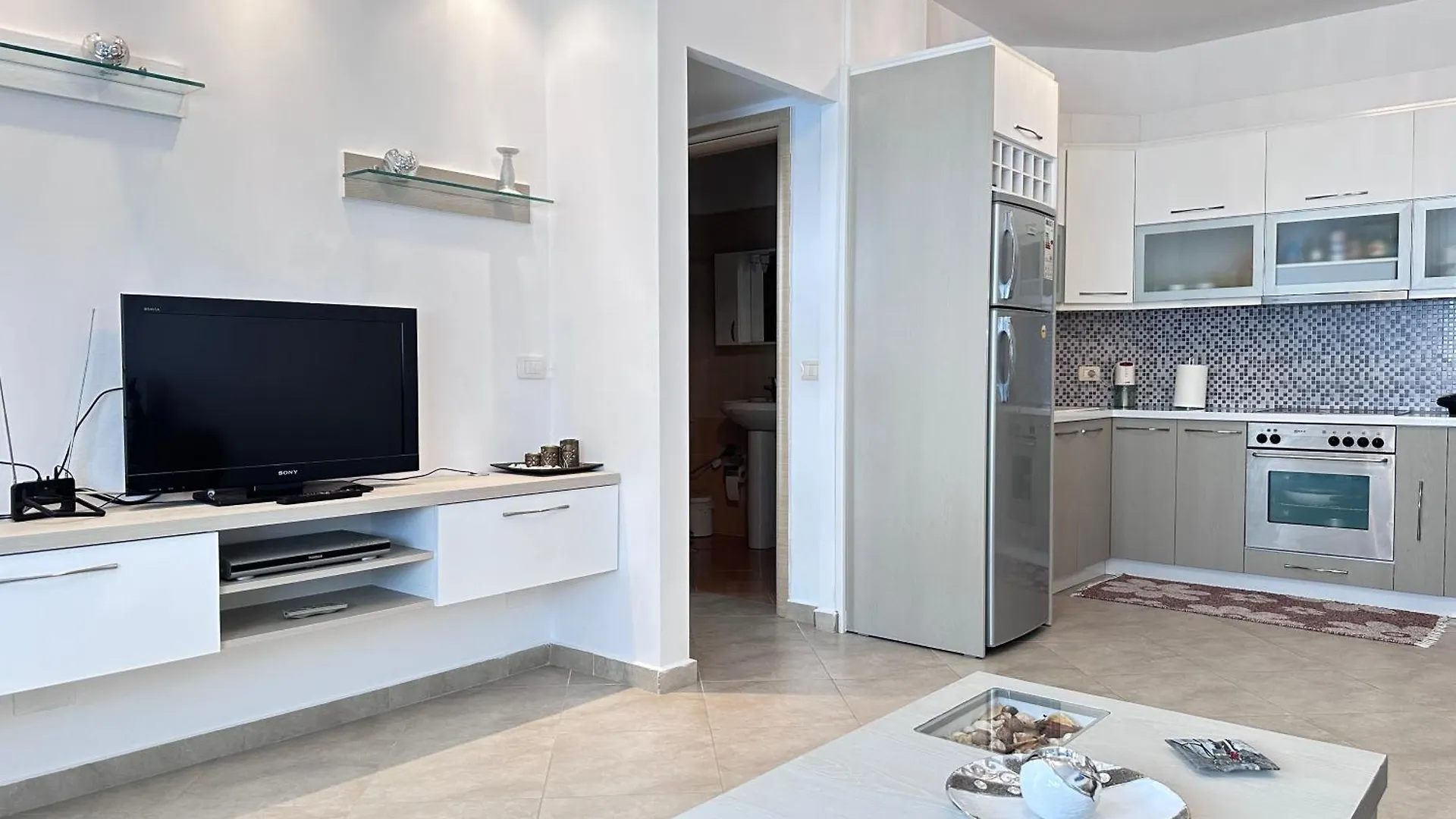 Crystal Sea View Apartment Sarande Albania